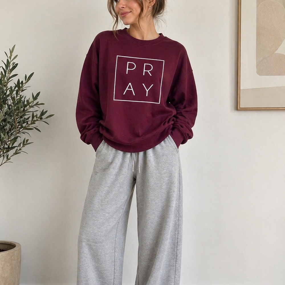 Gildan women’s size large PRAY long sleeve crew neck burgundy sweatshirt